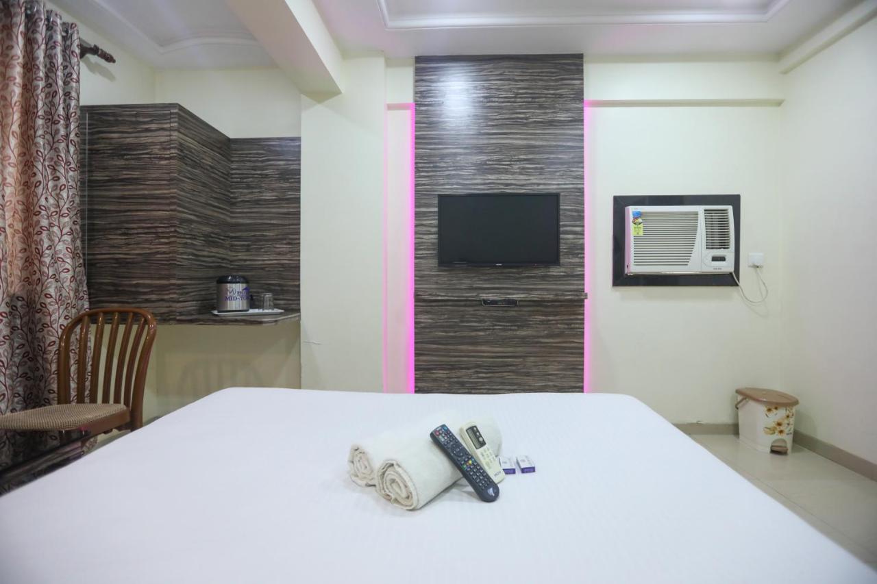 Hotel Mid Town Mumbai Bagian luar foto